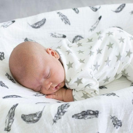 Mono Feathers Muslin Wrap