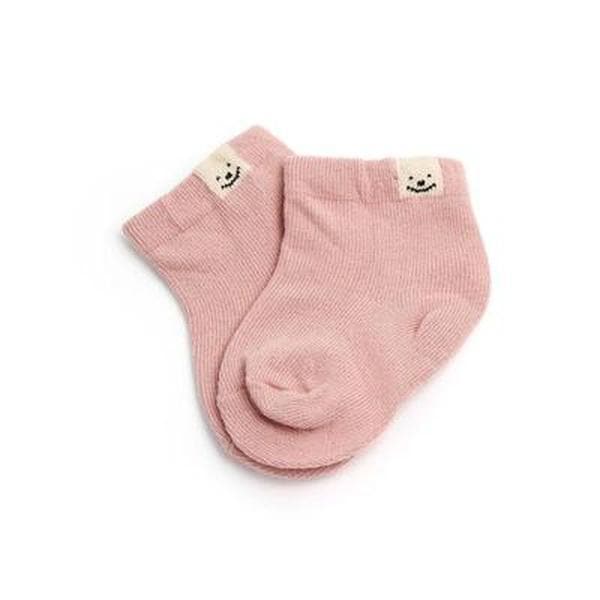 baby shower gifts. nappy cake. muslin wraps. newborn baby gifts. gift ideas for girls. best baby showr gifts. unique gifts australia. how to make a nappy cake. newborn baby gifts australia. baby gifts sydney. nappy cakes melbourne. gifts for newborn girl. new baby gift ideas.