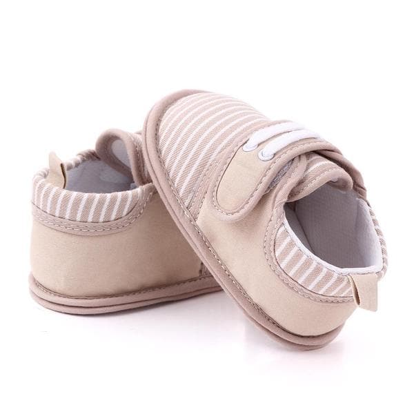 Comfy Kicks in Tan